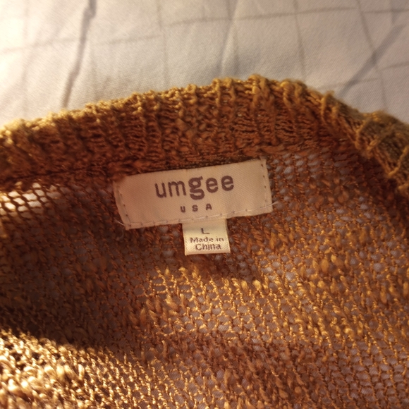 Sweater/jacket - Picture 4 of 6